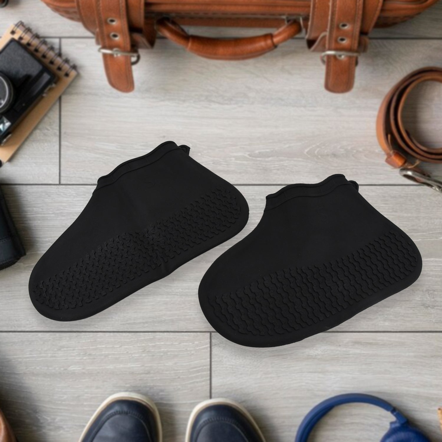 Non-Slip Silicone Waterproof Anti-Skid Reusable Shoe Covers (Small, 1 Pair)